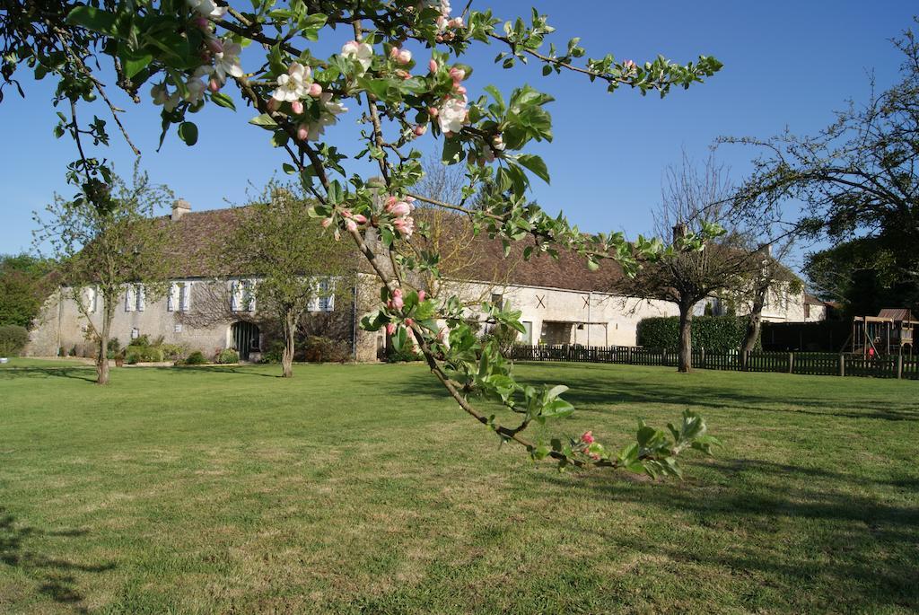 Manoir De La Pataudiere B&B Villers-Canivet Exterior foto